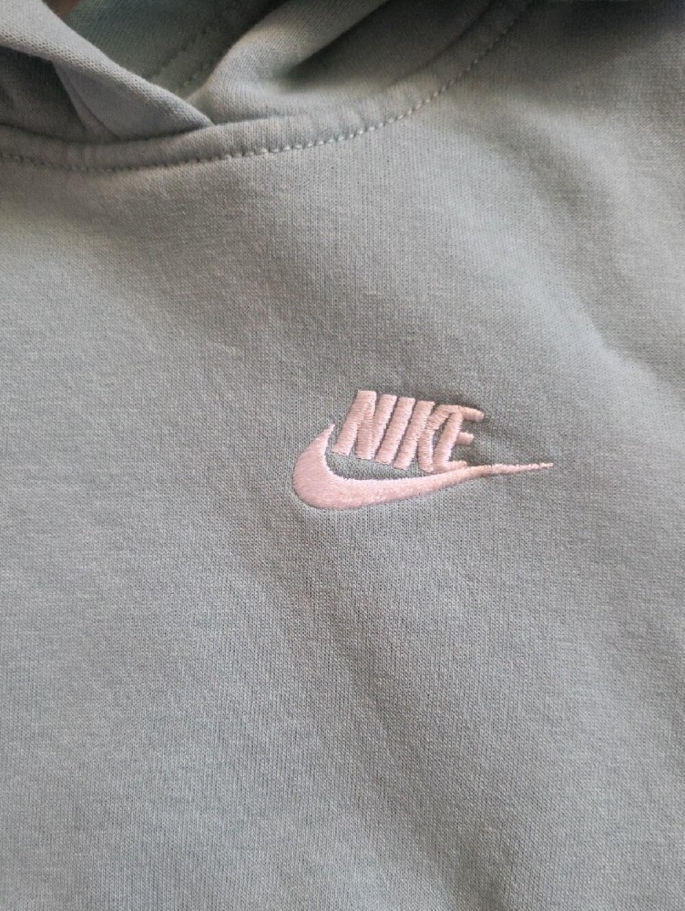 Nike All Kids Fit Sportswear Club Fleece Hoodie Cannon Color GUC - Picture 3 of 5